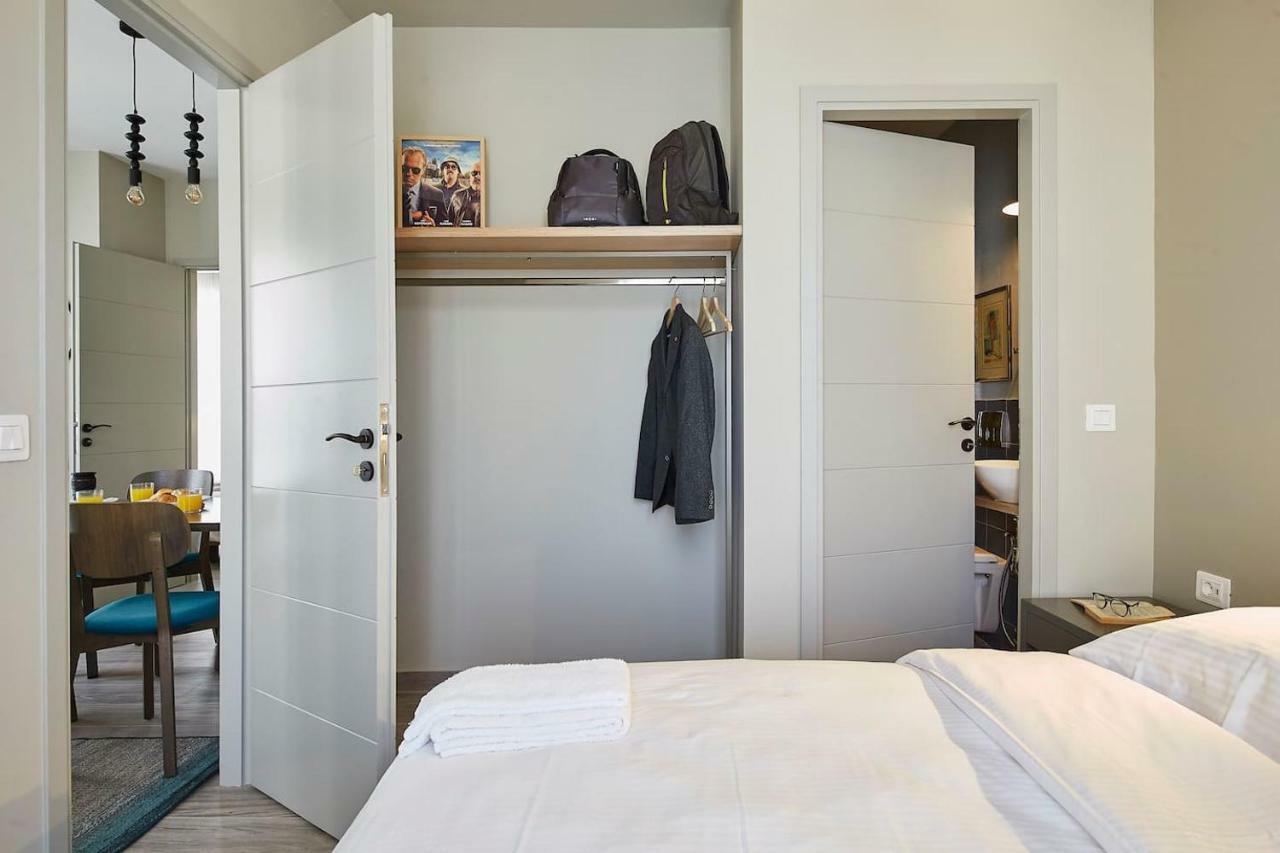 Spacious Suite W. Huge Balcony + Acropolis View Афіни Екстер'єр фото