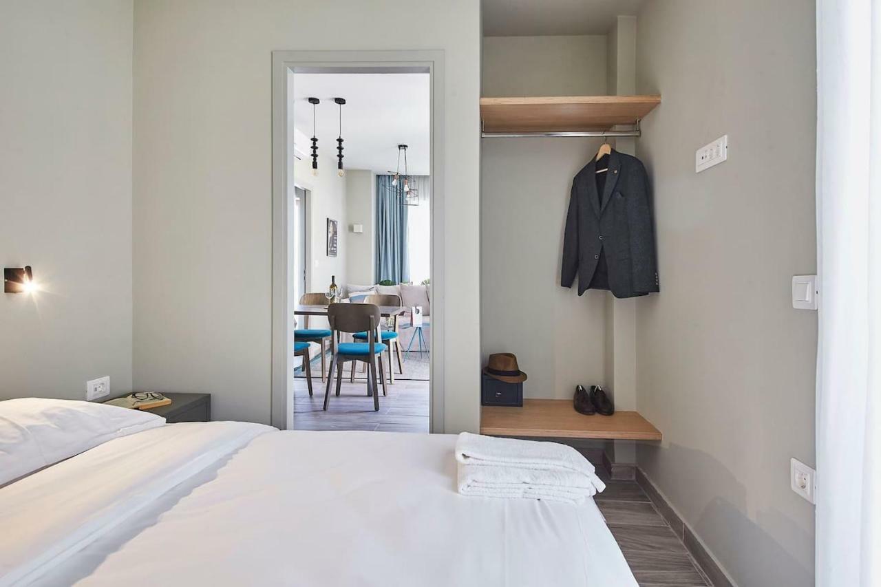 Spacious Suite W. Huge Balcony + Acropolis View Афіни Екстер'єр фото